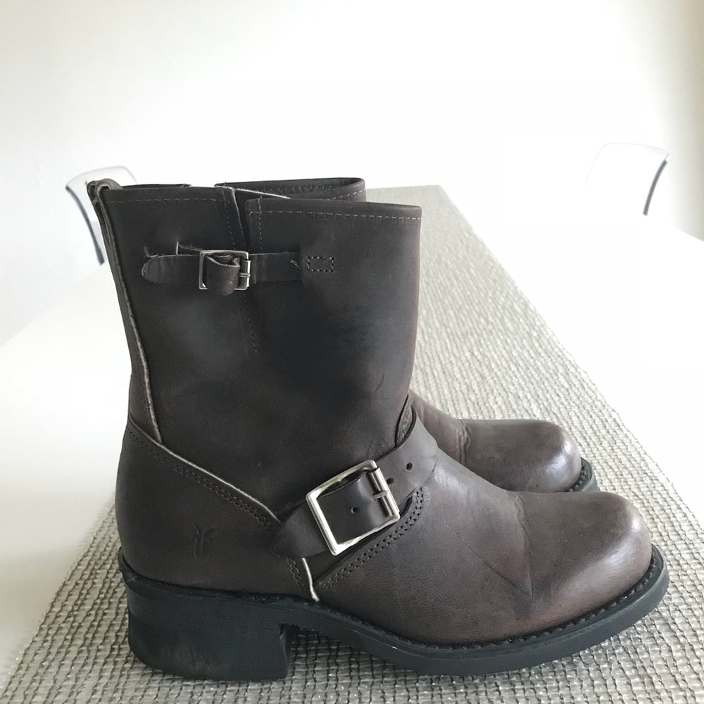 Frye Engineer 8R Leather Boot in “Gaucho”